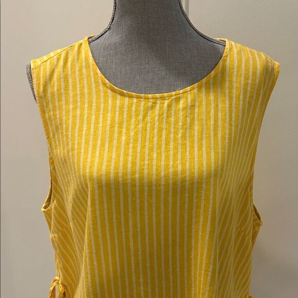 Marc New York Yellow Striped Sleeveless Top - Picture 2 of 9
